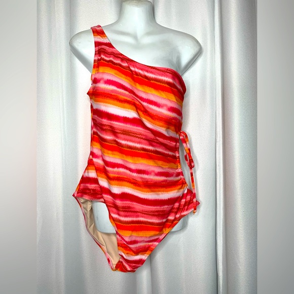 NWT Joe Fresh Cold Shoulder Swimsuit with cutout - Picture 1 of 13